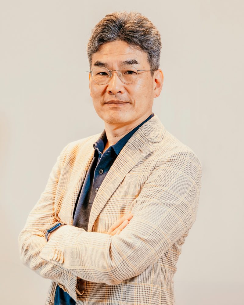 岩田 洋治