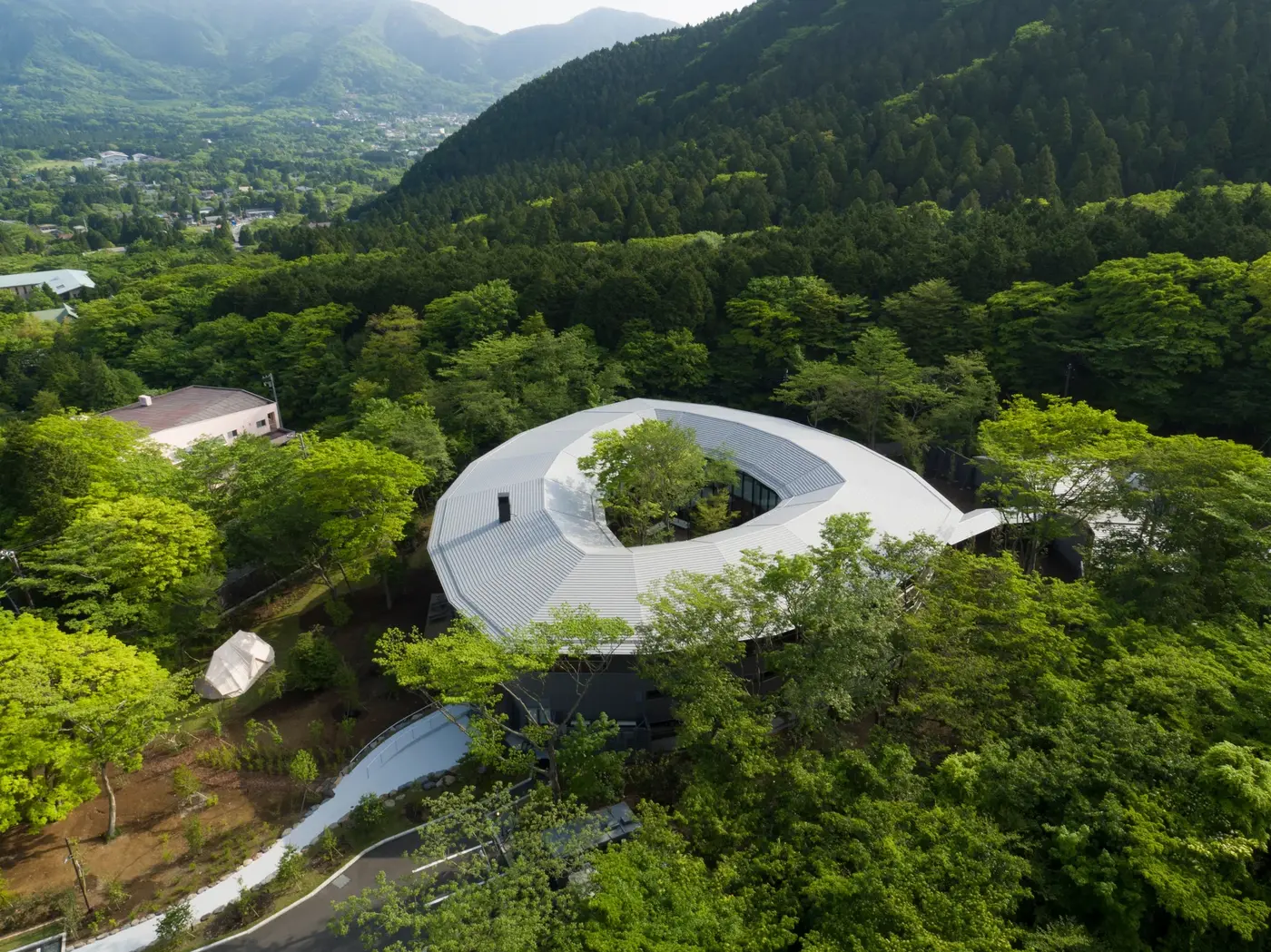 ライムリゾート箱根 空撮